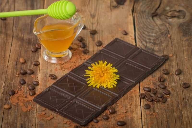 Melt Dark Chocolate With Honey